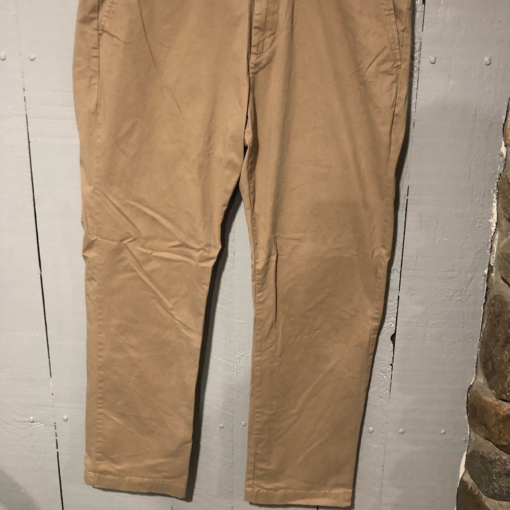 Men’s Tommy Hilfiger pants worn very few times
